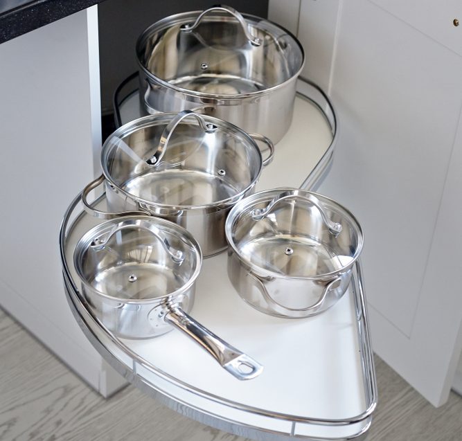Kitchen Cabinet Turntable
